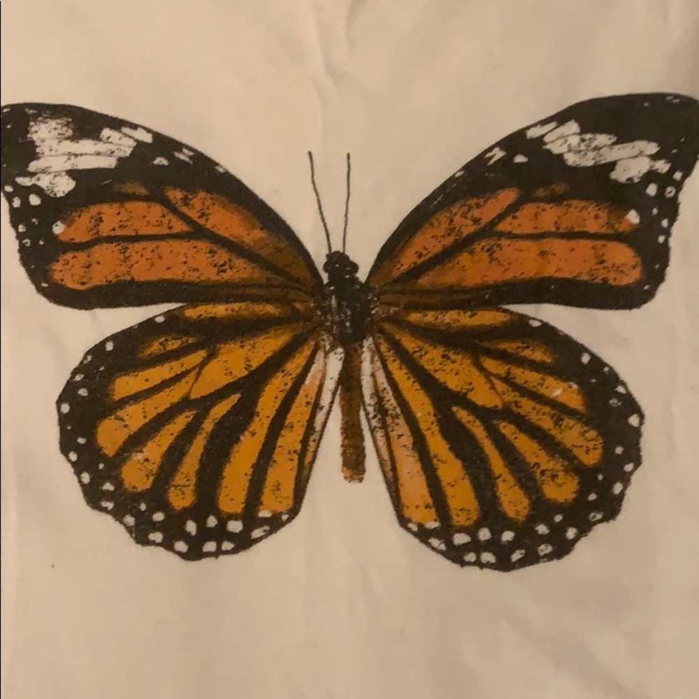 Butterly tee - Picture 2 of 3